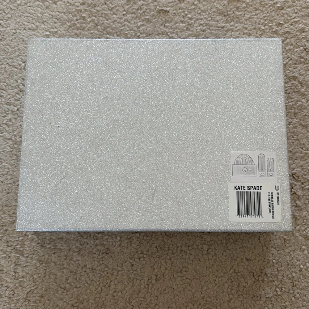 Kate Spade Chenille Patch Logo Box Set - Gloves/Mittens + Hat - Festive Pink